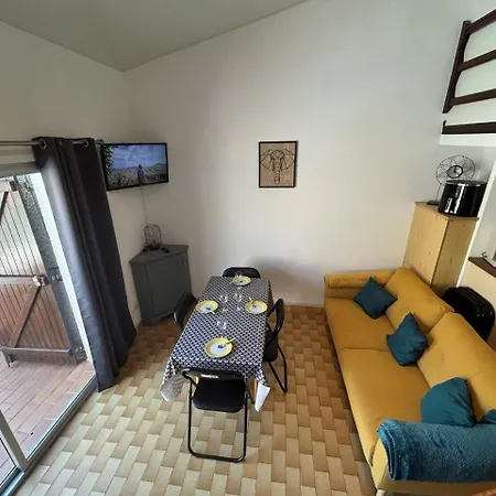 Daire Mas Du Soleil Jolie Mitoyenne Climatisee 3 Pieces Mezzanine Mt St Martin Cap D'agde *